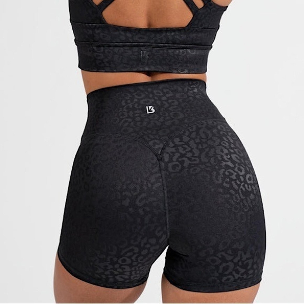 Buffbunny legacy leopard print shorts